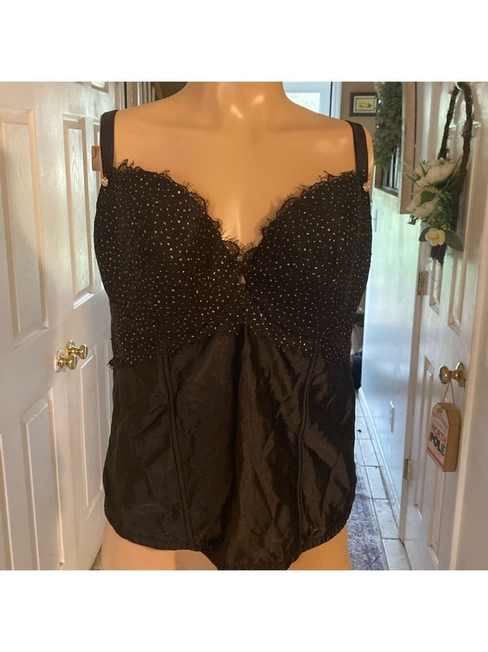 Cacique NWT corset